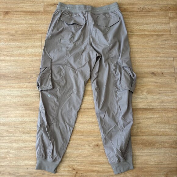 Lululemon Athletic Dance Studio Relaxed Fit MR Cargo Joggers Taupetastic Size M - Picture 2 of 8